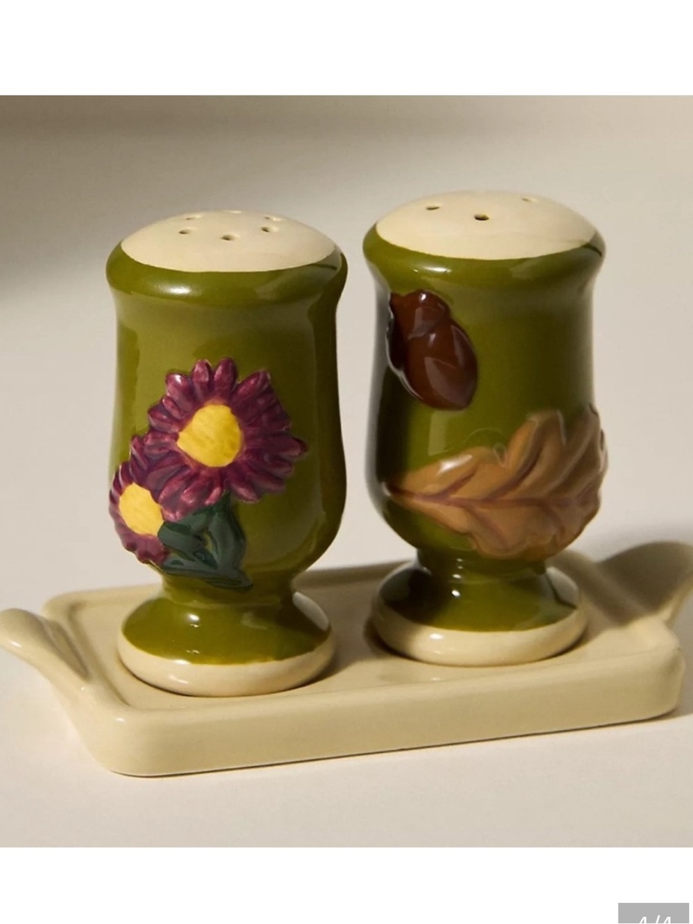 Anthropologie The Faye Icon Stoneware Salt & Pepper Shaker Set Green Floral NWT - Picture 3 of 8